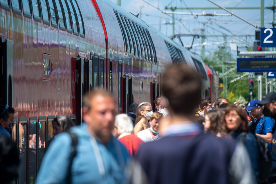 Bauarbeiten der Bahn: VBB warnt vor Zugreisen an die Ostsee an diesem Wochenende