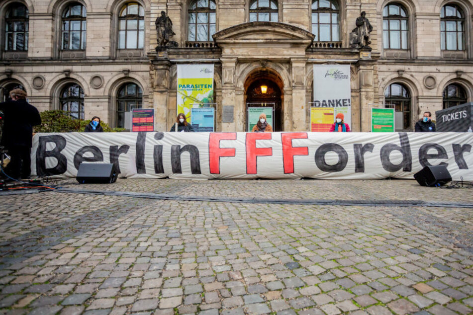 "Fridays for Future"-Aktivisten machen Druck für klimaneutrales Berlin bis 2030