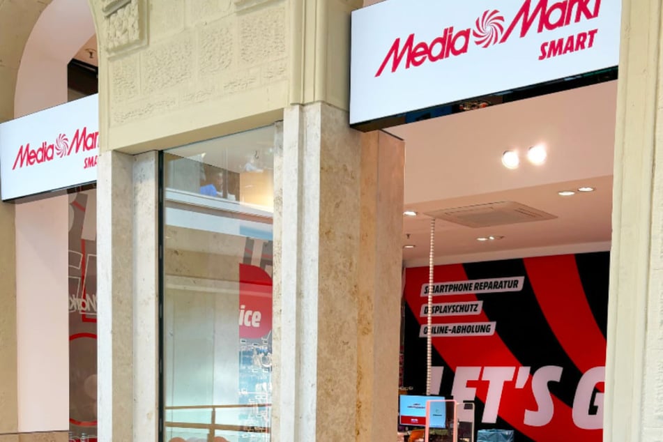 MediaMarkt Smart Saarbrücken (in der EUROPA-Galerie) - Triererstraße 1.