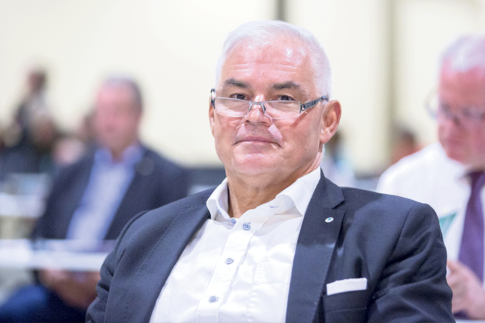 CDU-Fraktions-Chef Peter Krüger
(60).