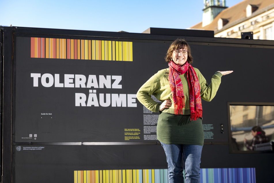 Julia Schindler (42), Referentin beim Verein "Aktion Zivilcourage", hat sich dafür eingesetzt, dass die ToleranzRäume in Dresden gezeigt werden.