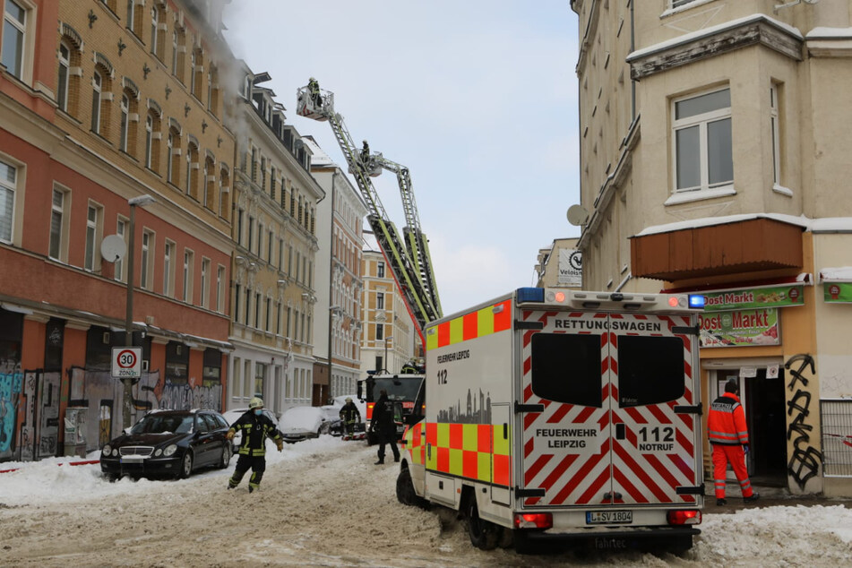 Am Dienstagmittag wurden bei einem Brand im Leipziger Osten 15 Menschen verletzt.