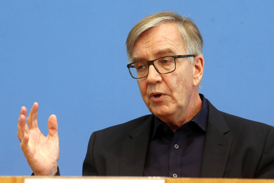 Der Fraktionsvorsitzende der Linkspartei im Bundestag, Dietmar Bartsch (62).