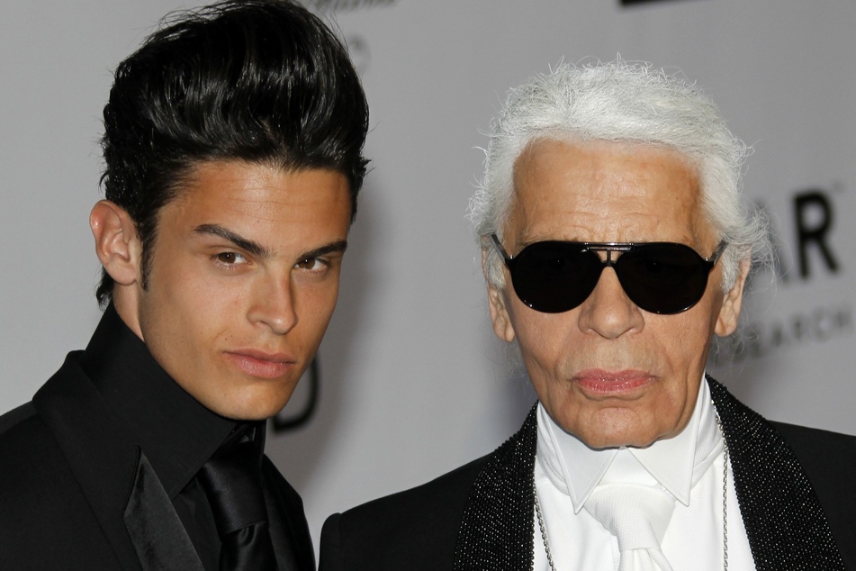 Standen sich sehr nahe: Baptiste Giabiconi (30) und Karl Lagerfeld (✝85).