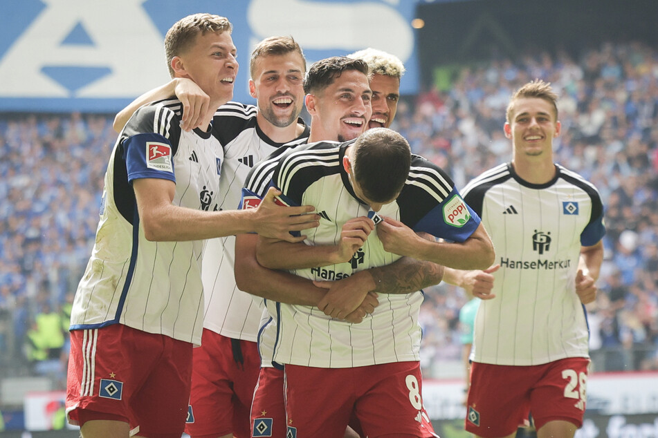 Der HSV feierte ausgelassen den vierten Sieg im fünften Saisonspiel.
