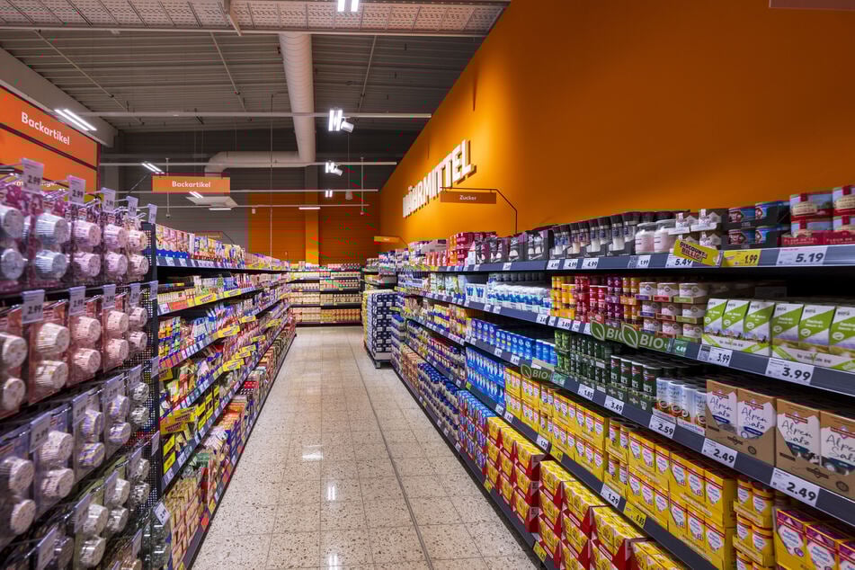 Kaufland eröffnet mit großem Sortiment, regionalen Produkten und komfortabler Infrastruktur.