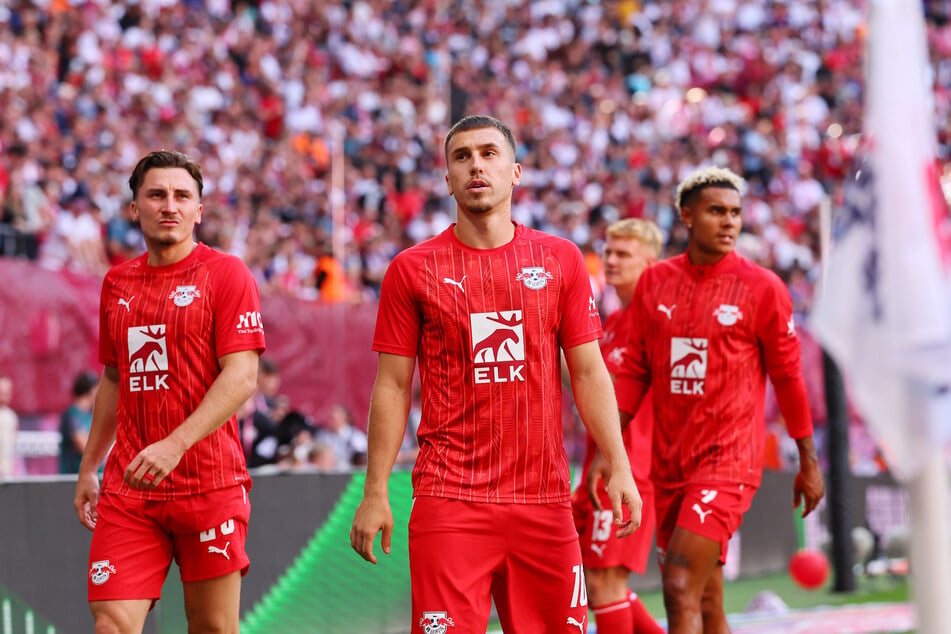 Rocco Reitz (24, l.) fehlt RB Leipzig wochenlang. Brajan Gruda (21, M.) ist für Bremen fraglich.