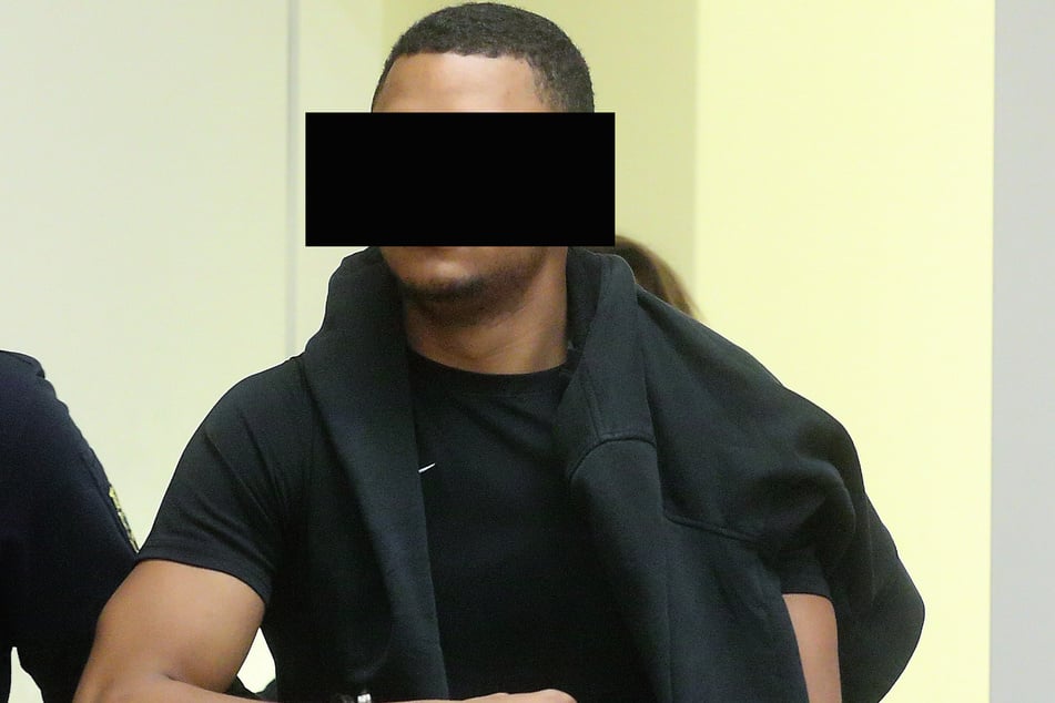 Jannik F. (20) soll die Opfer in die Falle gelockt haben.