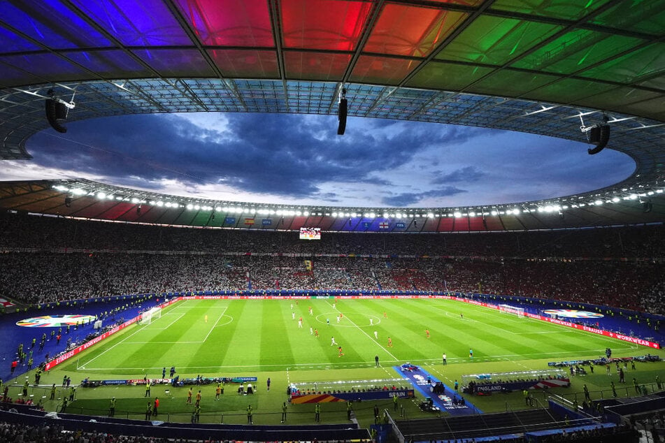 Berlin durfte im vergangenen Jahr das Finale der Herren-EM im Olympiastadion austragen. Für die Europameisterschaft der Frauen bewirbt sich die Hauptstadt ebenfalls als Spielort.