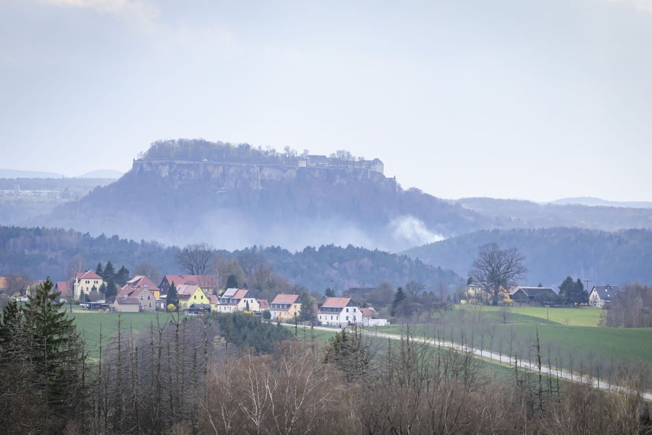 Von weitem war unterhalb des Liliensteins Rauch zu erkennen.