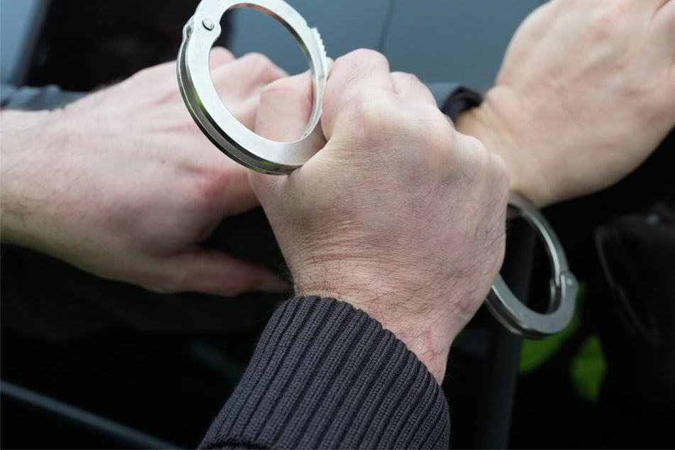 Glücklicherweise konnte der mutmaßliche Täter vor Ort gefasst werden und sitzt nun in U-Haft. (Symbolfoto)