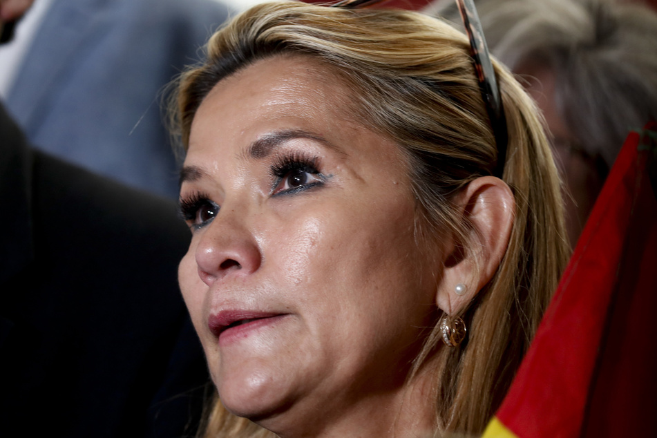 Jeanine Anez (53), Interimspräsidentin von Bolivien, hat sich mit dem Coronavirus infiziert.