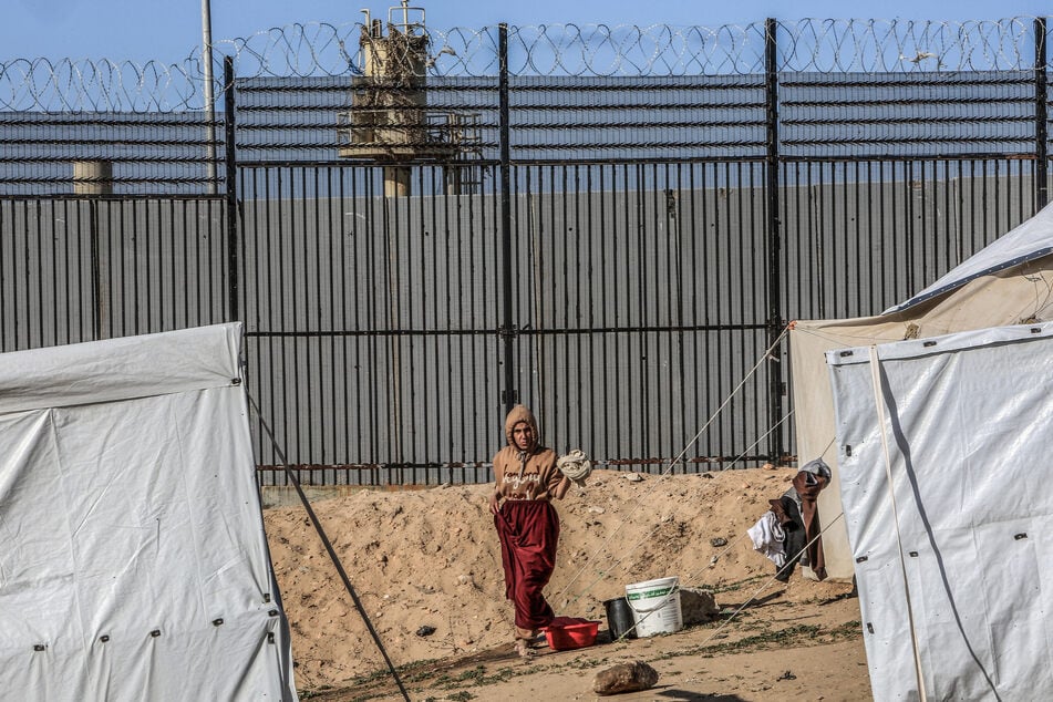 Mit der Öffnung von Grenzübergängen soll die Zivilbevölkerung in Gaza mit Hilfsgütern versorgt werden. (Symbolbild)