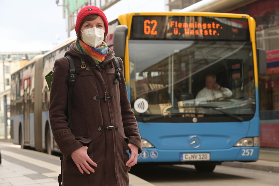 Stadträtin Susann Mäder (36, Grüne) fordert eine automatische Türöffnung bei CVAG-Bussen und Straßenbahnen.