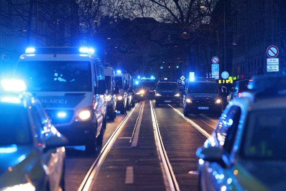 Die Polizei stand den Teilnehmern mit einem Großaufgebot vom 1400 Beamten gegenüber.
