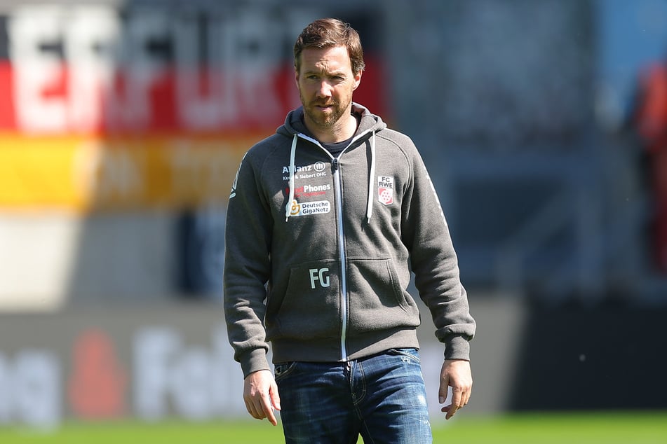 Erfurts Cheftrainer Fabian Gerber (46) ist überzeugt, dass Niclas Walther sehr gut zum FC Rot-Weiß Erfurt passt.