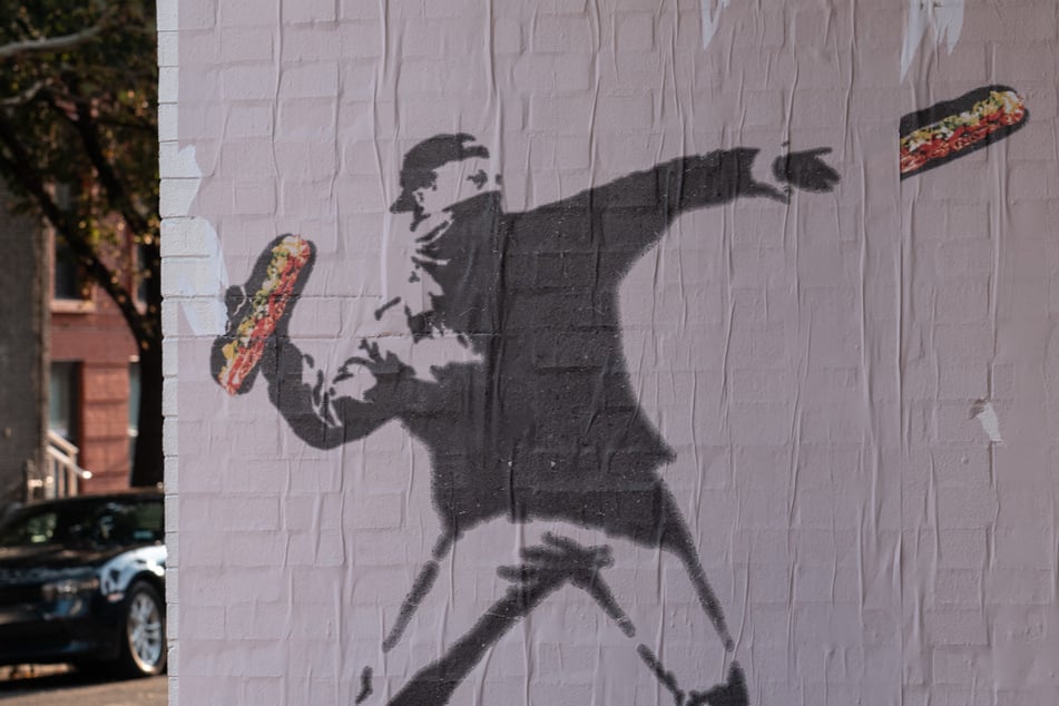 Sean Dunn, the man charged with throwing a sandwich at a law enforcement officer in Washington DC, was found not guilty on Thursday.