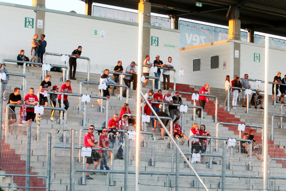 In den kommenden Heimpartien des FSV werden die Tribünen wohl spärlich besetzt sein.