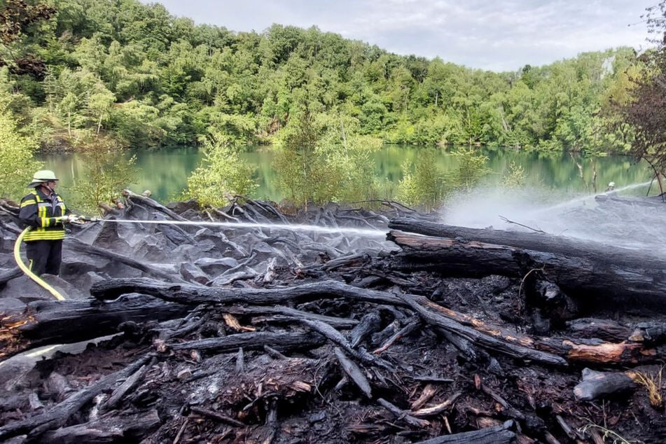 Noch ist nicht geklärt, was das Feuer im Naturschutzgebiet Eudenberg auslöste.