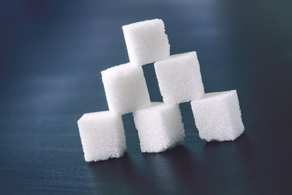 Rund 100 Gramm Zucker konsumiert der Deutsche im Schnitt täglich - mehr als doppelt so viel als ratsam ist. (Symbolfoto)