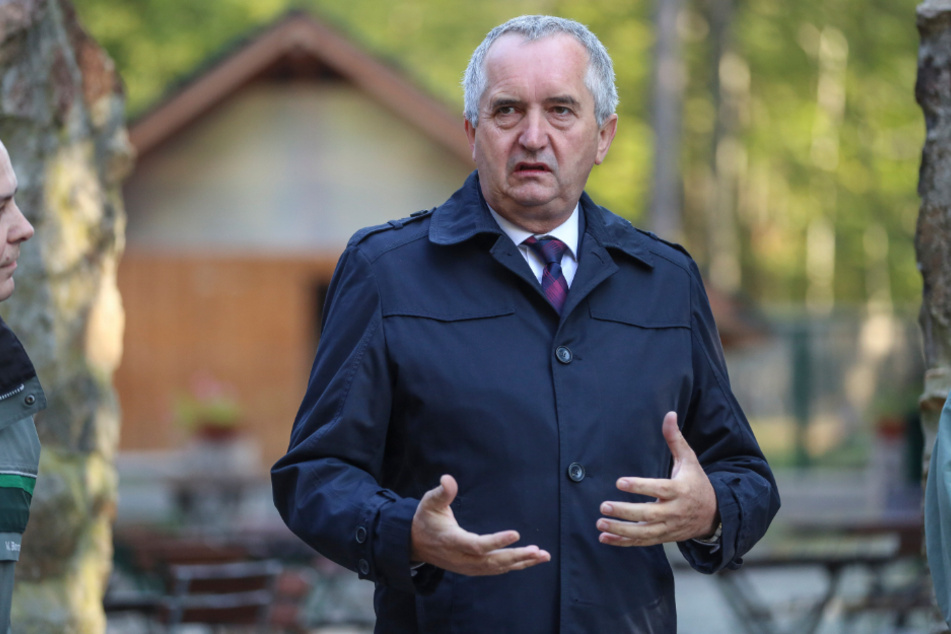 Minister Thomas Schmidt (59, CDU).