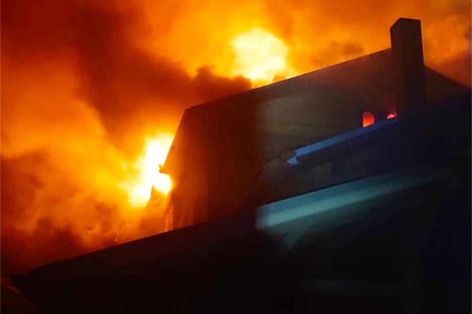 Bei dem Feuer im Raguhner Bahnhof wurden die beiden Tatverdächtigen gefasst.