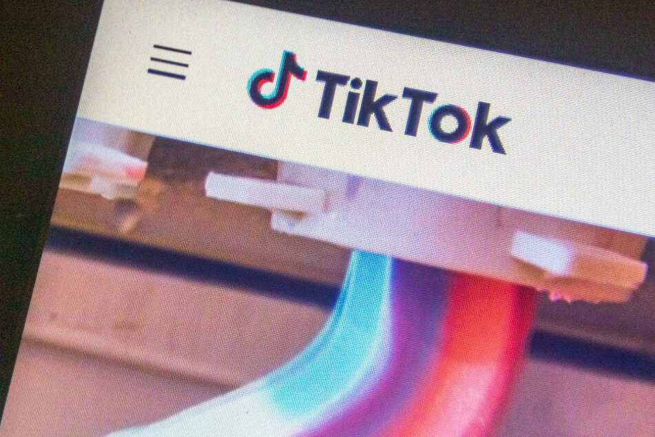 Die internationale Videoplattform TikTok kündigte am 7. Juli an, den Betrieb in Hongkong einzustellen. Sie schließt sich damit anderen Social-Media-Unternehmen an, aus Angst vor dem neuen Sicherheitsgesetz.