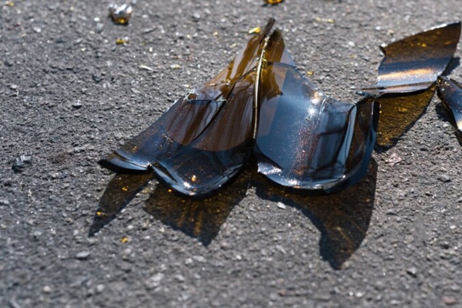Der Mann wurde durch den Schlag mit der Glasflasche verletzt. (Symbolfoto)
