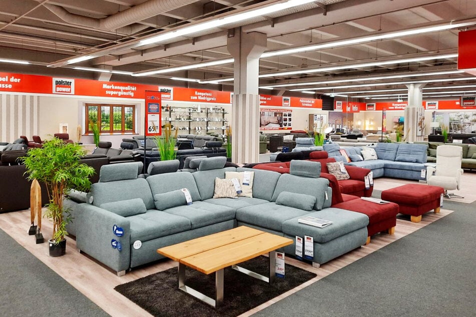 Jetzt bei ROLLER in Reutlingen vorbeischauen und im Abverkauf satte 30 Prozent¹ sparen.