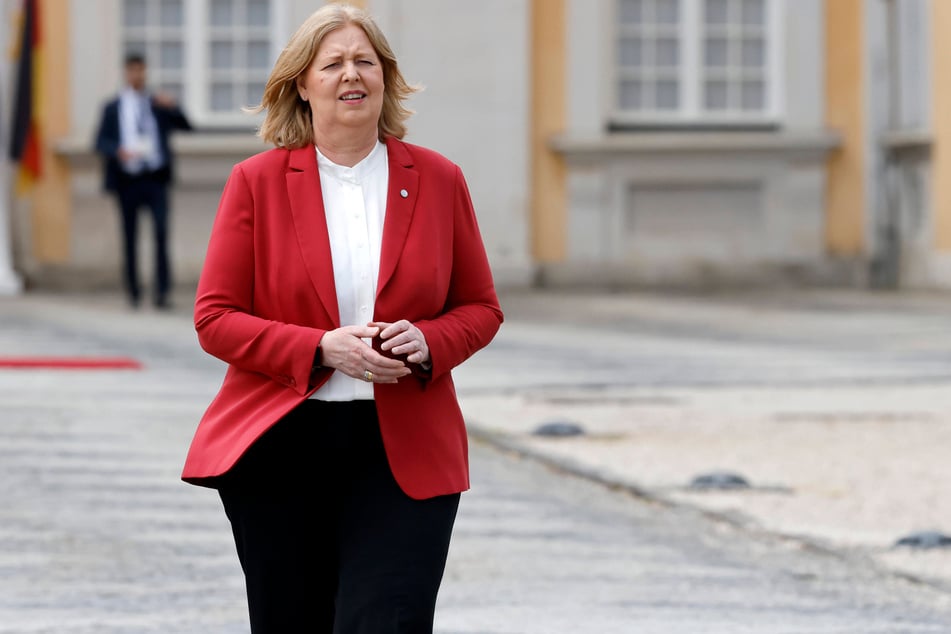 Bundesarbeitsministerin Bärbel Bas (58, SPD) will mit Dresden ins Gespräch kommen.