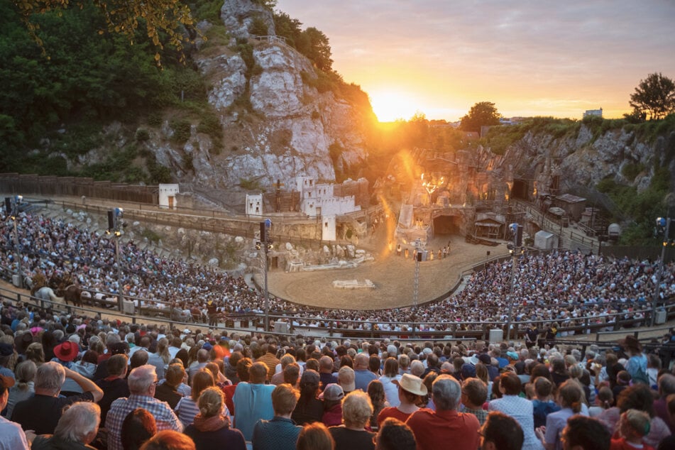 Mehr als 445.000 Menschen besuchten im vergangenen Jahr Karl-May-Spiele in Bad Segeberg. (Archivbild)