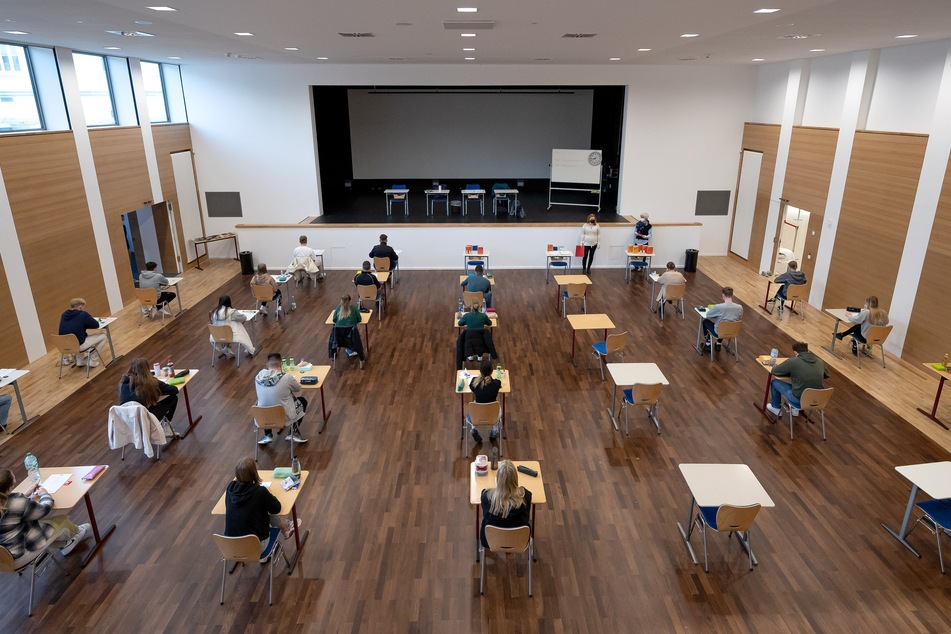 Die Abschlussprüfung in Klasse 10 ist in Thüringen seit zwei Jahrzehnten ein fester Bestandteil für die Schülerinnen und Schüler, doch die BLF könnte bald abgeschafft werden. (Symbolfoto)
