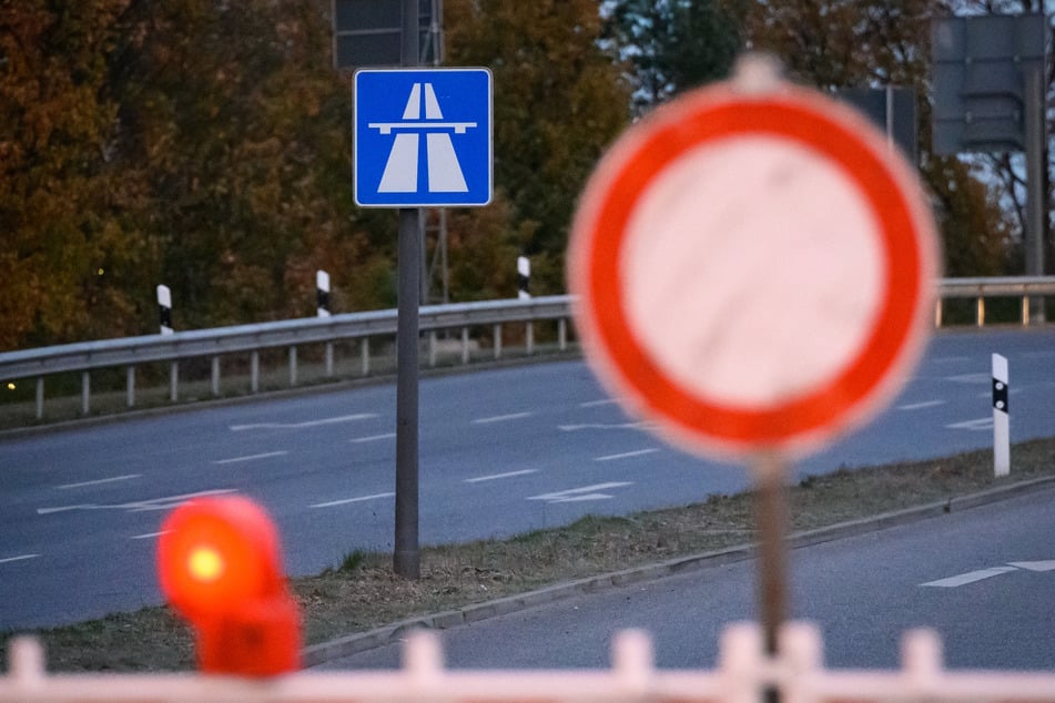 Auf der A6 wird an den Fahrbahnen gearbeitet. (Archivbild)