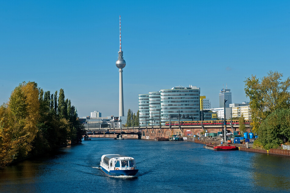 Auf der Schillingbrücke in Berlin-Friedrichshain wird ab dem heutigen Freitag gebaut. (Archivbild)