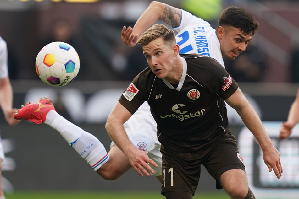 Der FC St. Pauli um Johannes Eggestein (26) bestreiten im Trainingslager zwei weitere Testspiele.