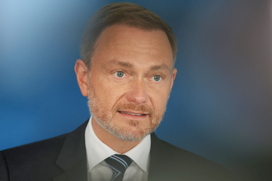 Finanzminister Christian Lindner (43, FDP) braucht erneut einen Schattenhaushalt, um die Schuldenbremse einzuhalten.