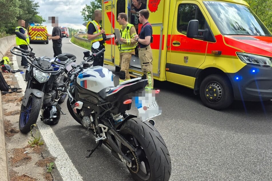 Unfall auf der A115: Fahrlehrer stürzt bei Ausbildungsfahrt schwer