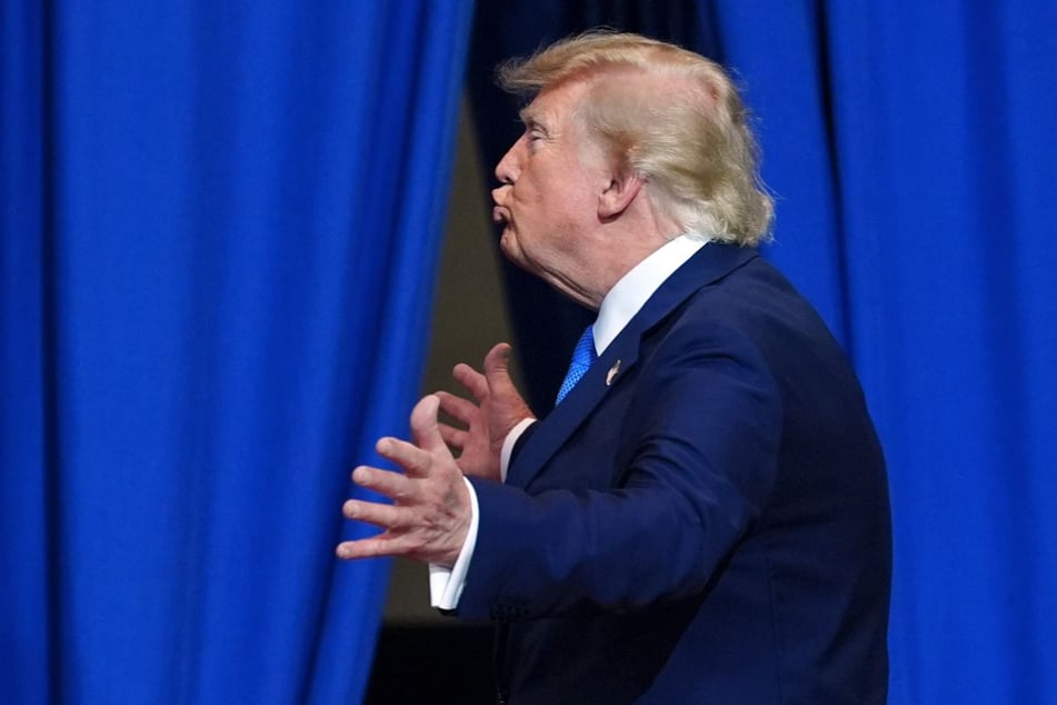Nach Drohungen gegen Iran sucht US-Präsident Donald Trump (80) nun wieder eine diplomatische Lösung.