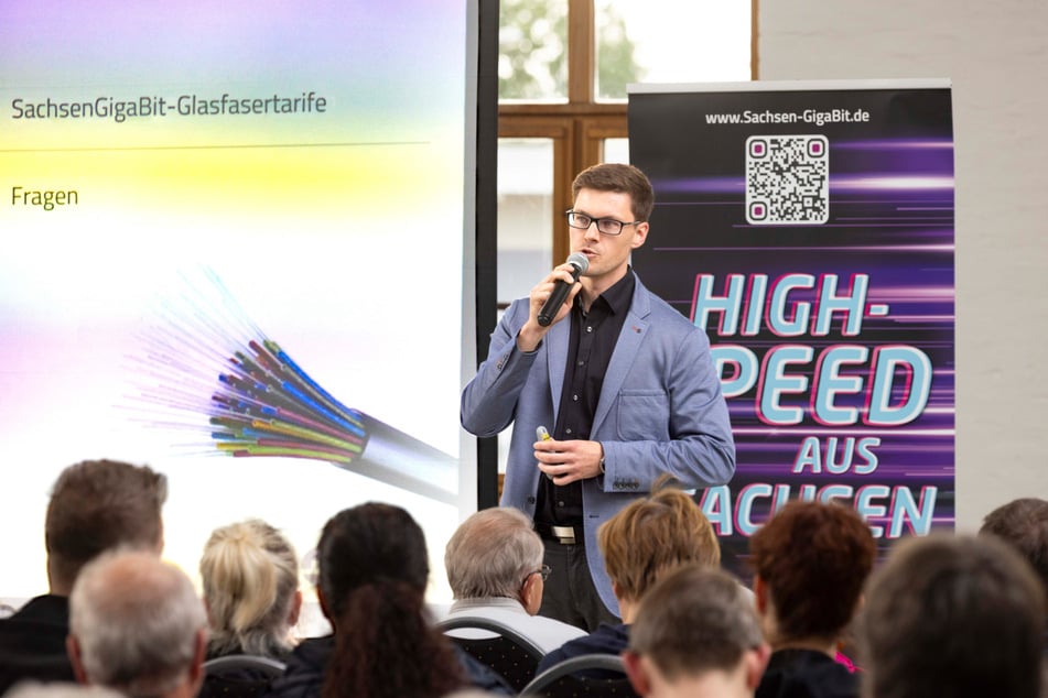Johann Kramer, Gebietsmanager für den Breitbandausbau bei SachsenEnergie, rät Bürgern zu erhöhter Vorsicht. (Archivbild)