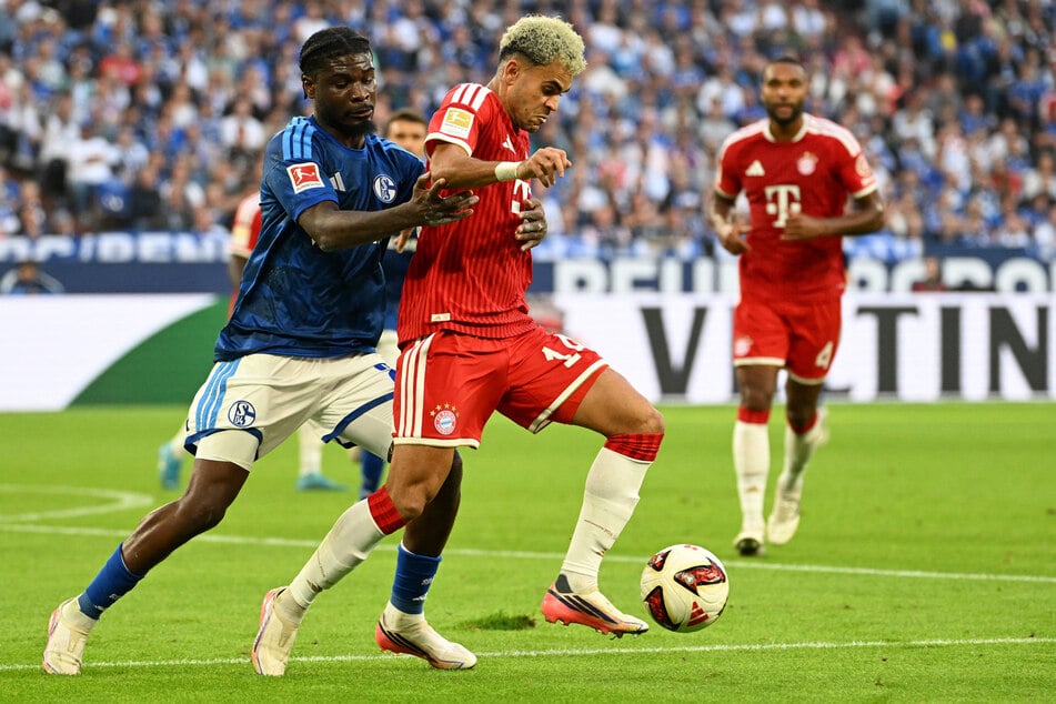 Seit diesem Sommer läuft Dina Ebimbe (l.) für Schalke 04 auf.
