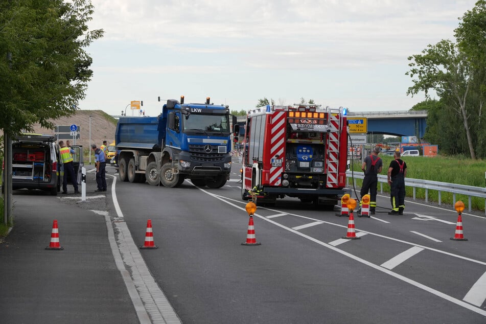 Neben der Polizei kam auch die Feuerwehr zum Einsatz.