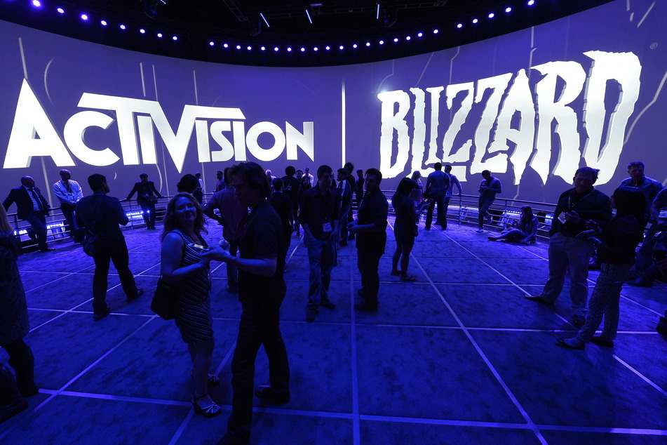 Microsoft übernimmt in einem fast 70 Milliarden Dollar schweren Deal den großen Videospieleanbieter Activision Blizzard.