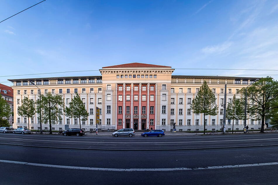 Neben der Universität plünderten die Diebe auch die Hochschule für Technik, Wirtschaft und Kultur (HTWK). (Archivbild)