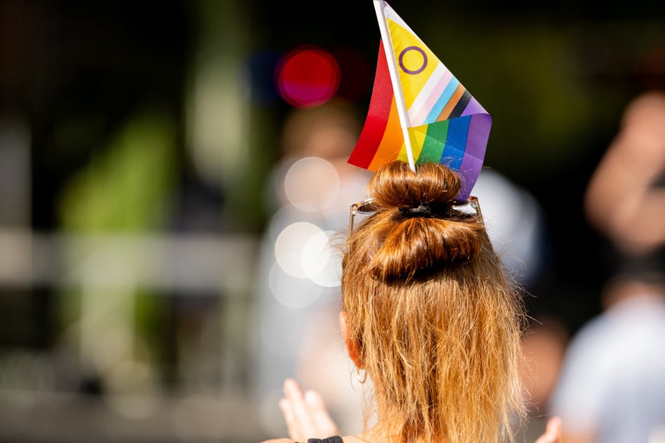 Berlin: Weiblich, männlich oder divers? So viele Berliner haben Geschlechtseintrag angepasst!