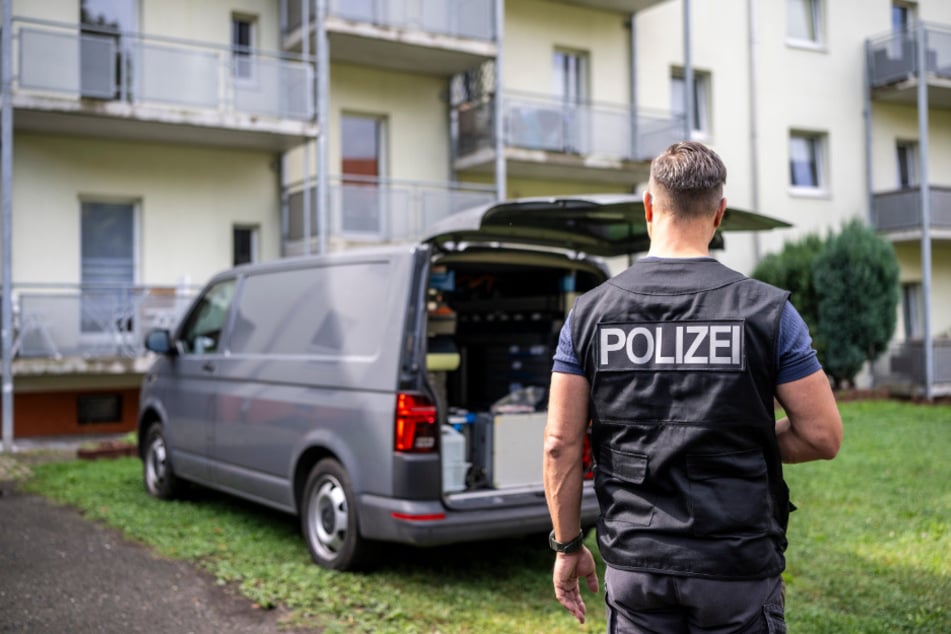 Die Staatsanwaltschaft und die Polizei ermitteln wegen Totschlags.