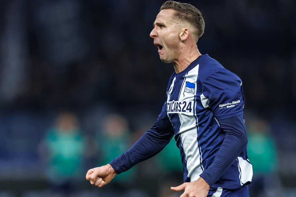 Paul Seguin (30) feiert das 1:0.