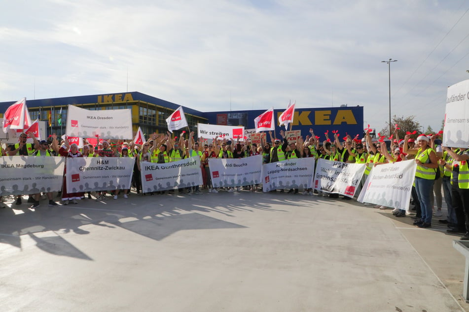 Am Montag fand 11 Uhr eine Streikkundgebung vor der Ikea Filiale in Chemnitz statt.