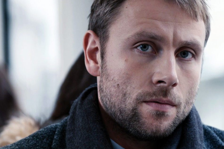 Markus (Max Riemelt) kämpft gegen seine sexuelle Neigung an, kann sich nicht ausleben und ist deshalb unglücklich.