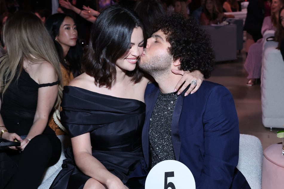 Selena Gomez (l.) received quite the unconventional Valentine's gift from Benny Blanco, as the music producer surprised her with a tub of queso!