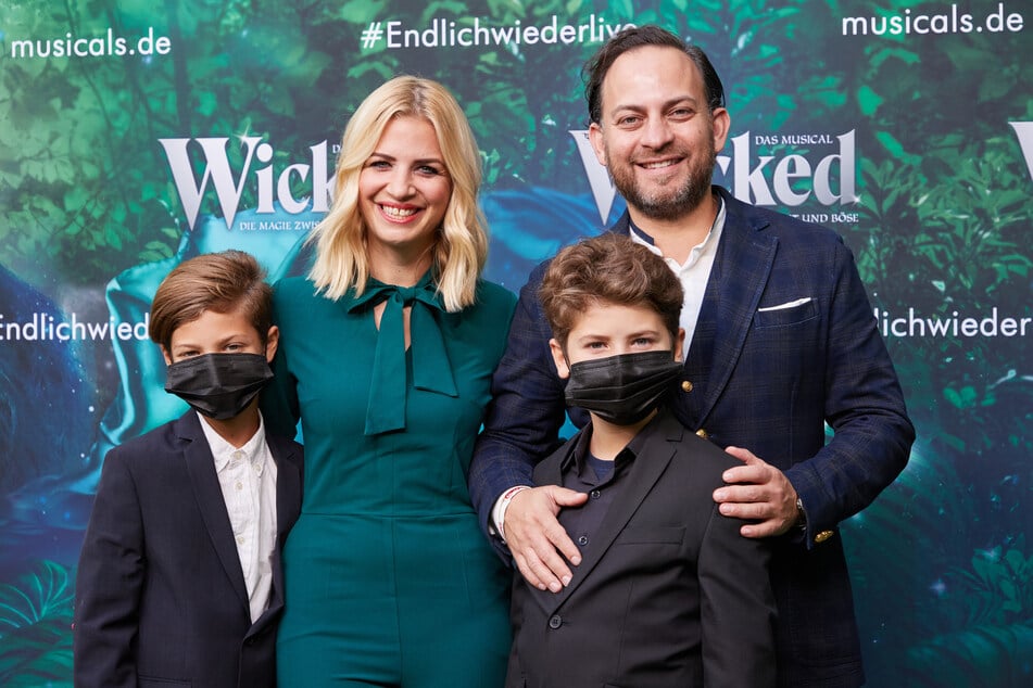 Susan Sideropoulos (45) und ihr Ehemann Jakob Shtizberg (46) sind glückliche Eltern von zwei Söhnen.